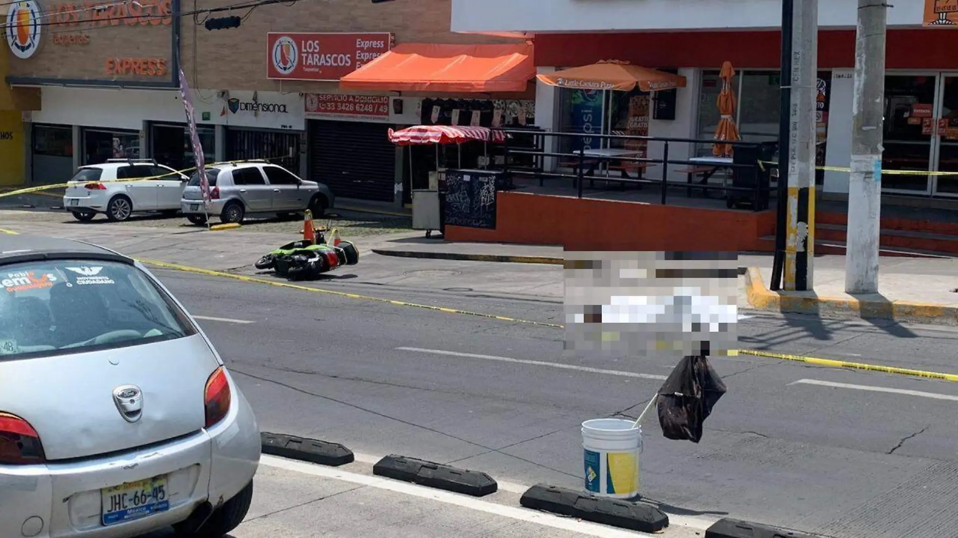 Motociclista calzada